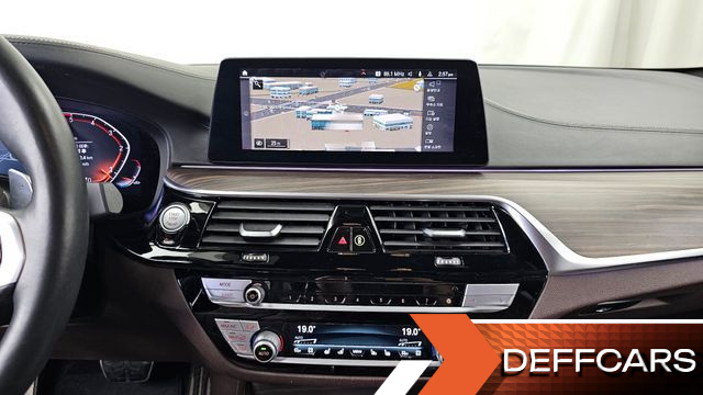 BMW 5-SERIES 520d M Sport Package Plus купить на сайте DeffCars