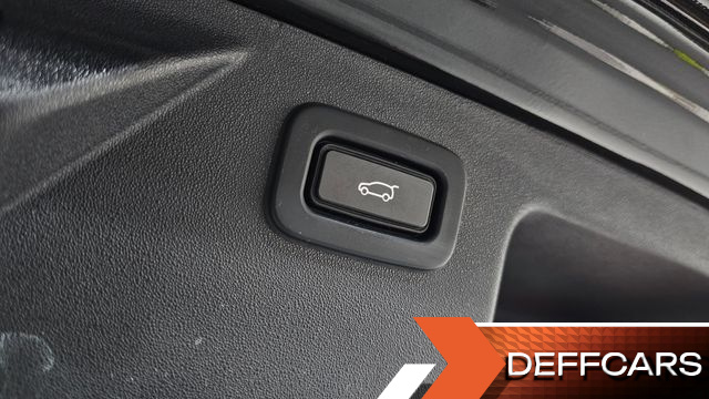 Land Rover DISCOVERY SPORT D180 SE купить на сайте DeffCars