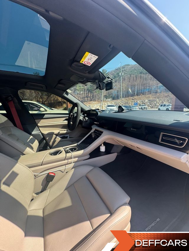 Porsche TAYCAN Base купить на сайте DeffCars