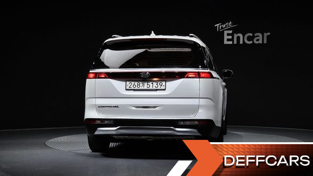 Kia CARNIVAL 9-Seater Signature купить на сайте DeffCars