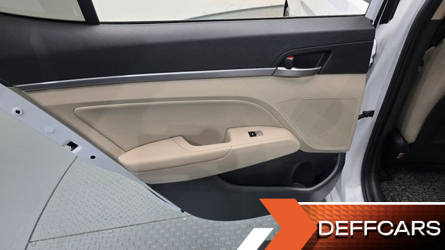 Hyundai AVANTE 1.6 GDI Value Plus купить на сайте DeffCars