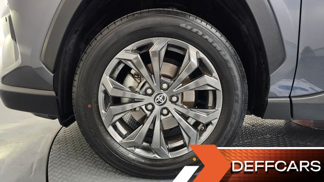 Toyota RAV4 2,5 4WD Hybrid LTD купить на сайте DeffCars