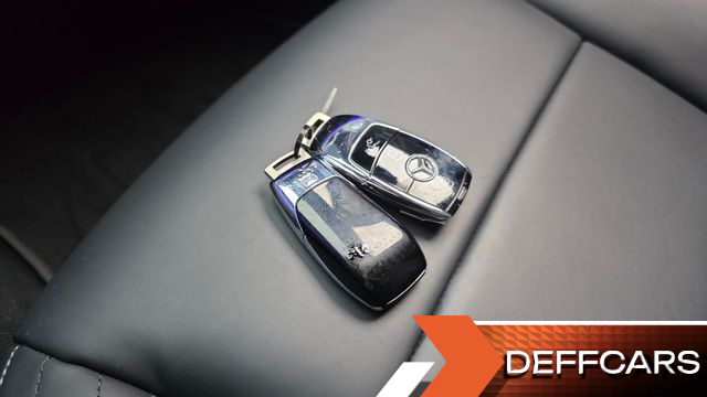 Mercedes E-CLASS E350 4MATIC AMG Line купить на сайте DeffCars