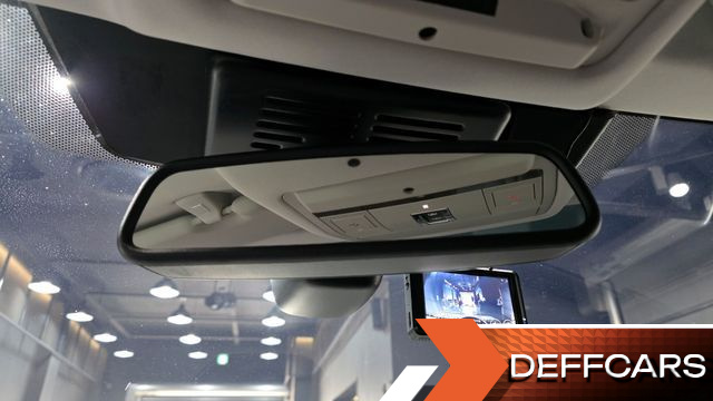 Land Rover DISCOVERY SPORT 2.0 TD4 SE (150PS) купить на сайте DeffCars