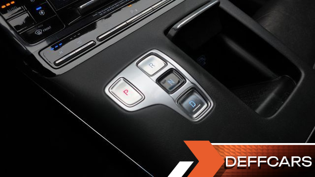 Hyundai GRANDEUR 2.5 Premium Choice купить на сайте DeffCars