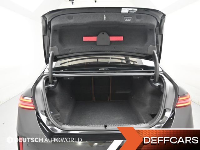 BMW 5-SERIES 530i xDrive M Sport Pro Special Edition купить на сайте DeffCars