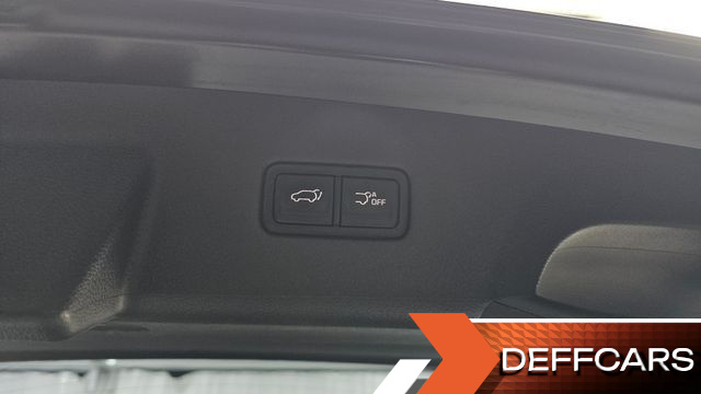 Kia CARNIVAL Gasoline 11-Seater Signature купить на сайте DeffCars