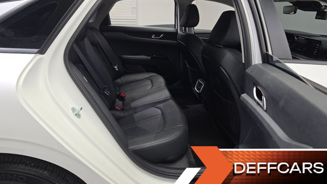 Kia K5 2.0 Prestige купить на сайте DeffCars