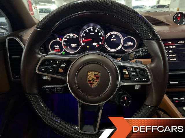 Porsche CAYENNE 3.0 PLATINUM EDITION купить на сайте DeffCars