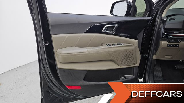 Kia CARNIVAL Gasoline 9-Seater Signature купить на сайте DeffCars
