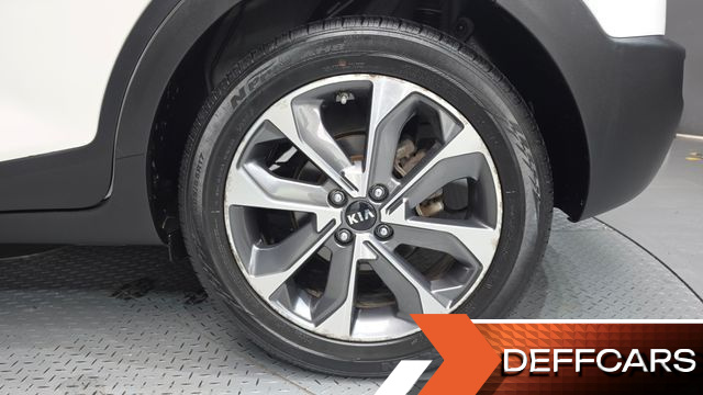 Kia STONIC 1.0 Turbo Prestige купить на сайте DeffCars