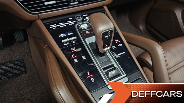 Porsche CAYENNE 3.0 E-Hybrid купить на сайте DeffCars