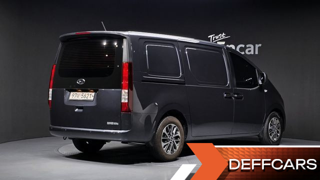 Hyundai STARIA Cargo 3-Seater Smart купить на сайте DeffCars