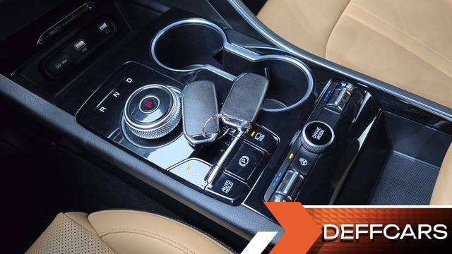 Kia K5 2.0 Noblesse купить на сайте DeffCars