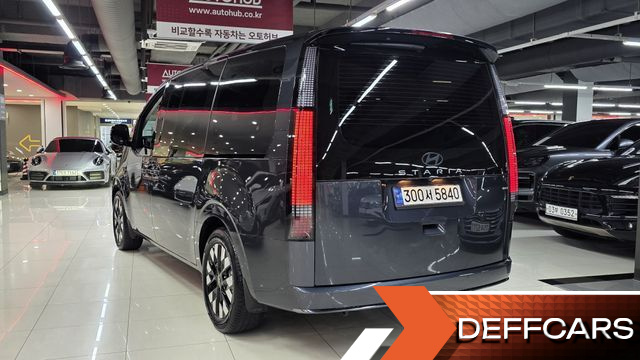Hyundai STARIA 4WD Lounge 9-Seater Inspiration купить на сайте DeffCars
