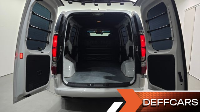 Hyundai STARIA L3.5 Cargo 3-Seater Modern купить на сайте DeffCars