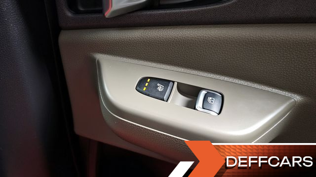 Kia CARNIVAL 9-Seater Noblesse купить на сайте DeffCars