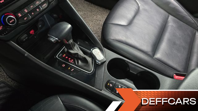Kia NIRO 1.6 HEV Noblesse Special купить на сайте DeffCars