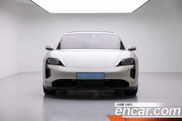 Porsche TAYCAN 4S купить на сайте DeffCars