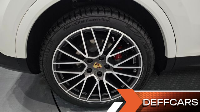 Porsche CAYENNE 3.0 купить на сайте DeffCars