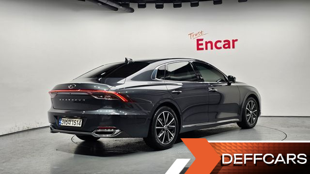 Hyundai GRANDEUR 2.5 Le Blanc купить на сайте DeffCars
