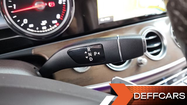 Mercedes E-CLASS E220d 4MATIC Exclusive купить на сайте DeffCars