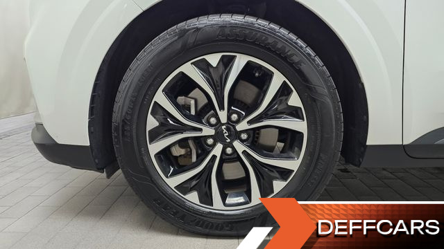 Kia CARNIVAL 9-Seater Prestige купить на сайте DeffCars
