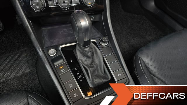 Volkswagen JETTA 1.4 TSI Prestige купить на сайте DeffCars