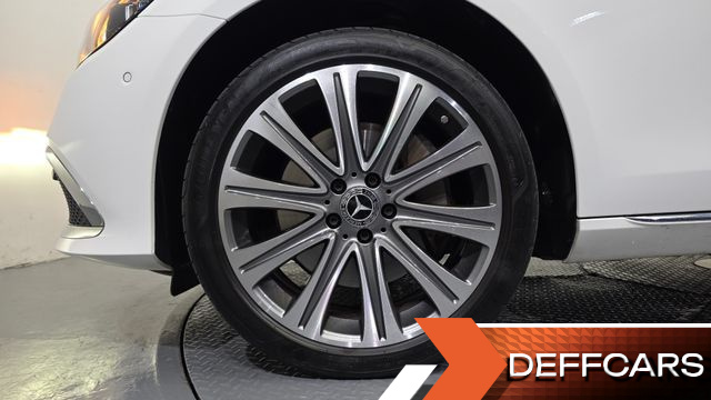 Mercedes E-CLASS E350 4MATIC Exclusive купить на сайте DeffCars