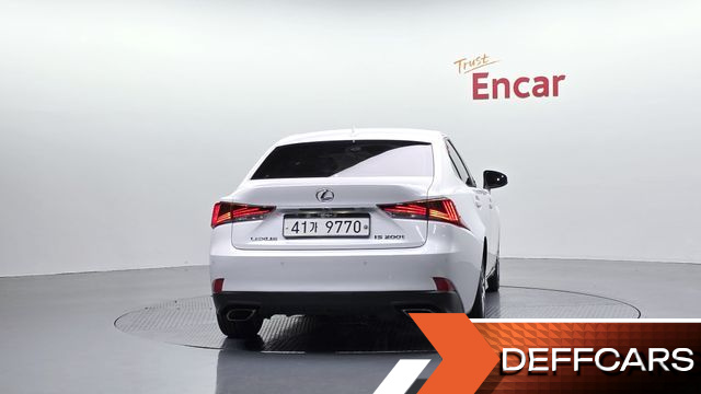Lexus IS Supreme купить на сайте DeffCars