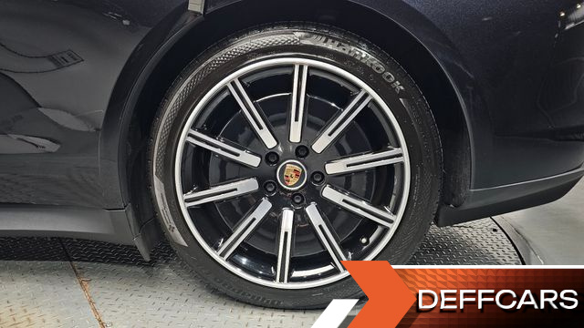 Porsche TAYCAN 4S купить на сайте DeffCars