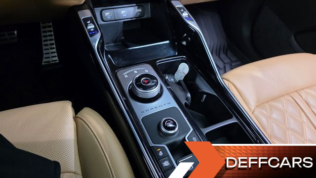 Kia SORENTO Diesel 2.2 2WD Signature купить на сайте DeffCars
