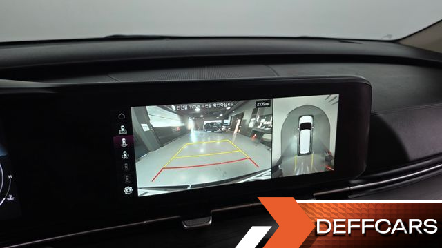 Kia CARNIVAL Gasoline 9-Seater Signature купить на сайте DeffCars