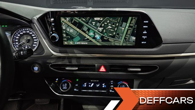 Hyundai SONATA 2.0 Premium Family купить на сайте DeffCars