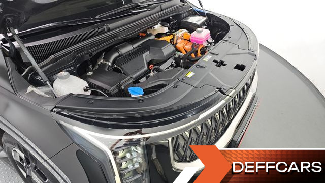 Kia CARNIVAL HEV 9-Seater Hi-Limousine Signature купить на сайте DeffCars