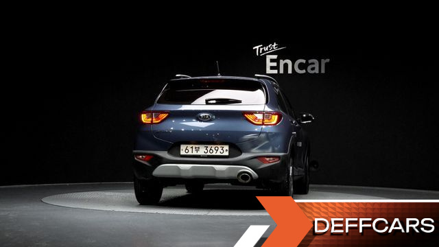 Kia STONIC 1.4 Trendy купить на сайте DeffCars