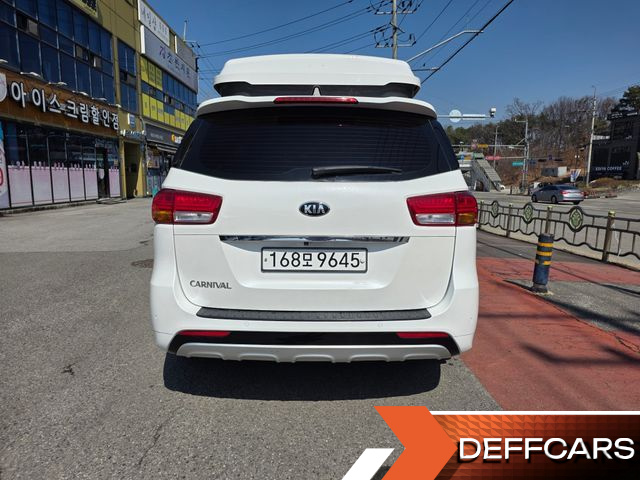 Kia CARNIVAL 9-seater Prestige купить на сайте DeffCars
