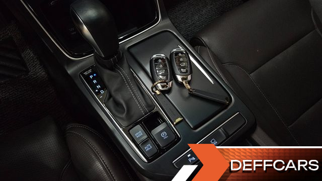 Hyundai GRANDEUR 3.0 Premium купить на сайте DeffCars