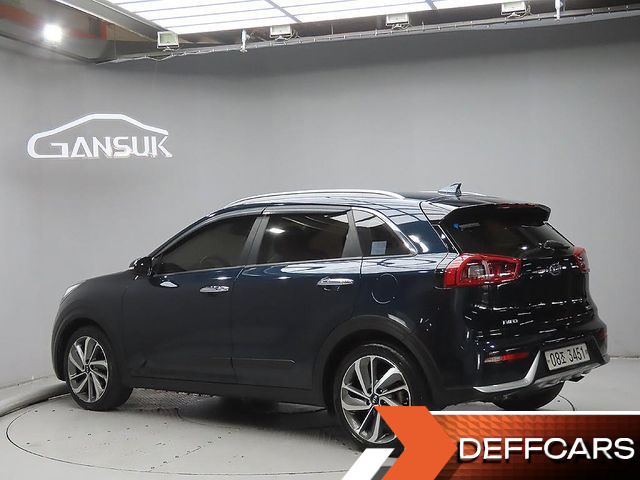 Kia NIRO Prestige купить на сайте DeffCars