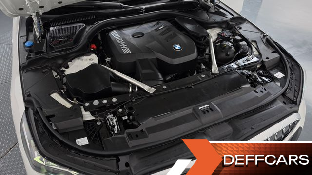 BMW 5-SERIES 530i xDrive M Sport купить на сайте DeffCars