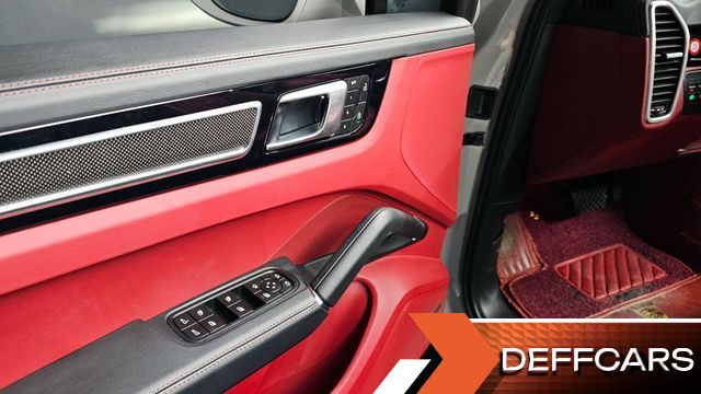 Porsche CAYENNE 3.0 PLATINUM EDITION купить на сайте DeffCars