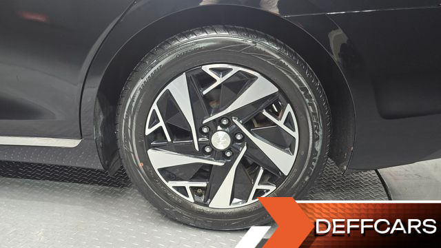 Hyundai GRANDEUR Le Blanc купить на сайте DeffCars