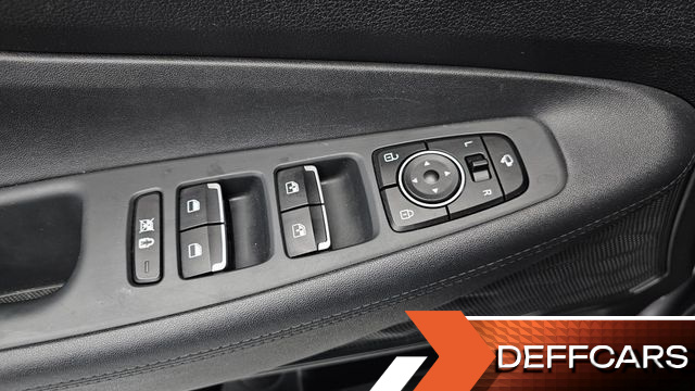 Hyundai SANTAFE Diesel 2,0 4WD Exclusive Special купить на сайте DeffCars