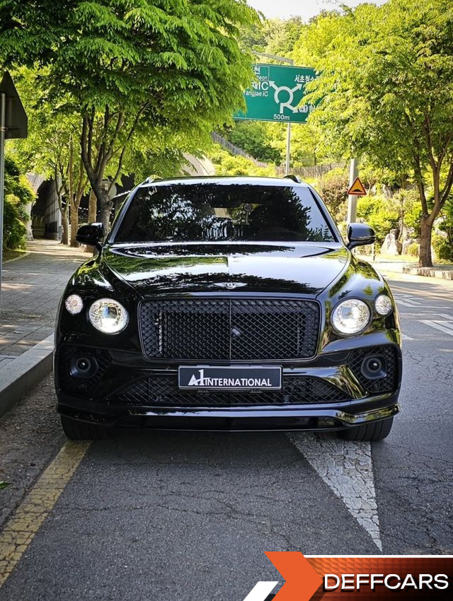 Bentley BENTAYGA 4.0 V8 S купить на сайте DeffCars