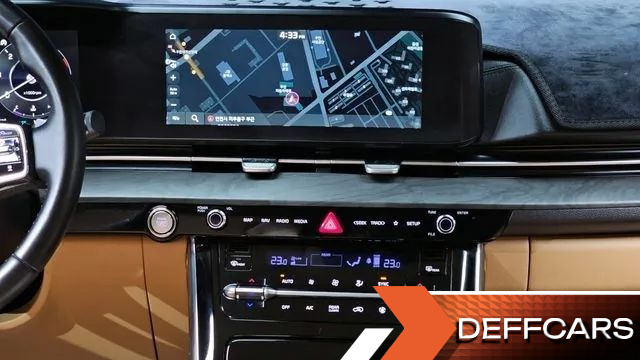Kia CARNIVAL 9-Seater Signature купить на сайте DeffCars