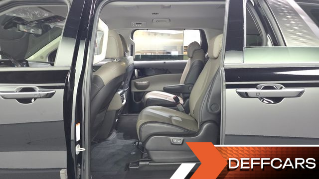 Kia CARNIVAL Diesel 9-Seater Gravity купить на сайте DeffCars