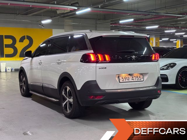 Peugeot 5008 1.6 BlueHDi Allure купить на сайте DeffCars