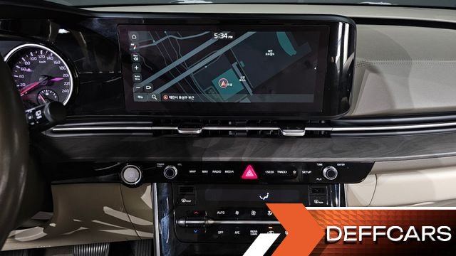 Kia CARNIVAL 9-Seater Noblesse купить на сайте DeffCars