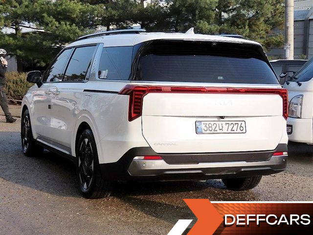 Kia CARNIVAL 9-Seater Signature купить на сайте DeffCars
