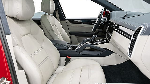 Porsche CAYENNE 3.0 купить на сайте DeffCars